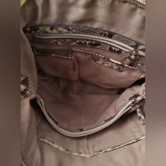 Michael Kors snakeskin purse - Picture 7 of 16